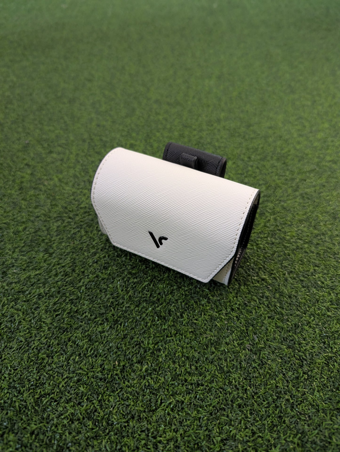 Telémetro de Golf Voice Caddie Laser FIT con Slope, Doble Pantalla y Ball to Pin