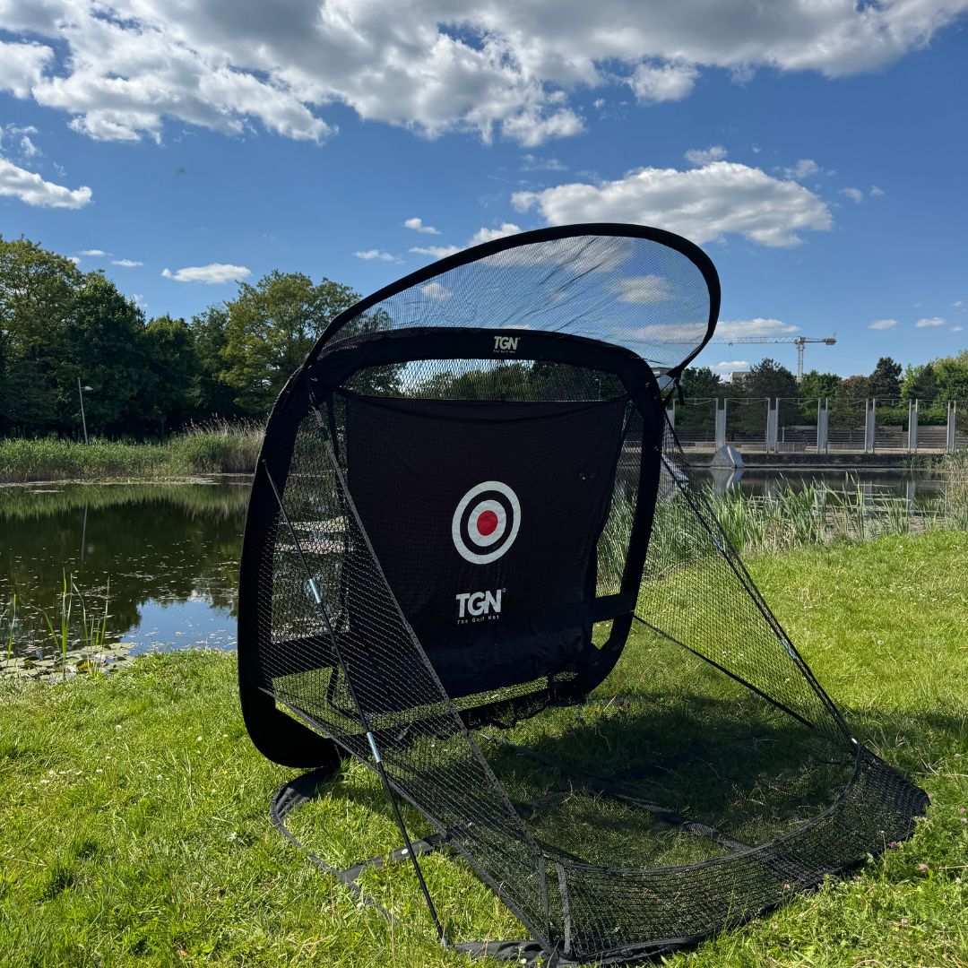 Pack Exclusif : Moniteur et Simulateur de Golf SC4 Pro avec filet TGN 7 et accessoires pour l'intérieur ou l'extérieur